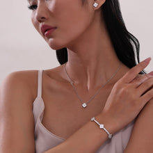 Load image into Gallery viewer, 0.65 CTW Halo Necklace-N0335CLP