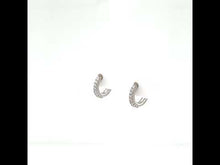 Load and play video in Gallery viewer, 10mm Huggie Hoop Earrings-E0619CLP