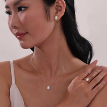 Load image into Gallery viewer, Halo Engagement Ring-R0296OPG