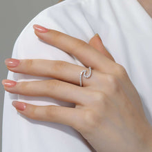 Load image into Gallery viewer, Stylish Wave Band-R0466CLP