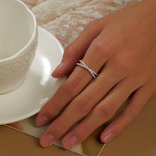Load image into Gallery viewer, Simple Crisscross Ring-R0501CLP