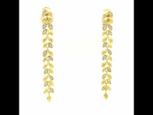 Load and play video in Gallery viewer, Cluster Leaves Earrings-E0487CLG
