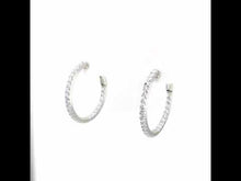 Load and play video in Gallery viewer, 25 mm Hoop Earrings-E3016CLP