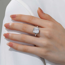 Load image into Gallery viewer, Stunning Engagement Ring-8R022
