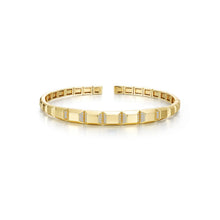 Load image into Gallery viewer,  Pyramid Facet Bangle-B0228CLG
