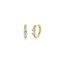 Load image into Gallery viewer, Emerald Twist Huggie Earrings-E0676CLG
