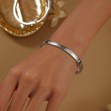 Load image into Gallery viewer, High Polish Bangle Bracelet-B0177CLP
