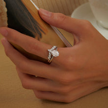Load image into Gallery viewer, Oval Solitaire Engagement Ring-R0495CLP
